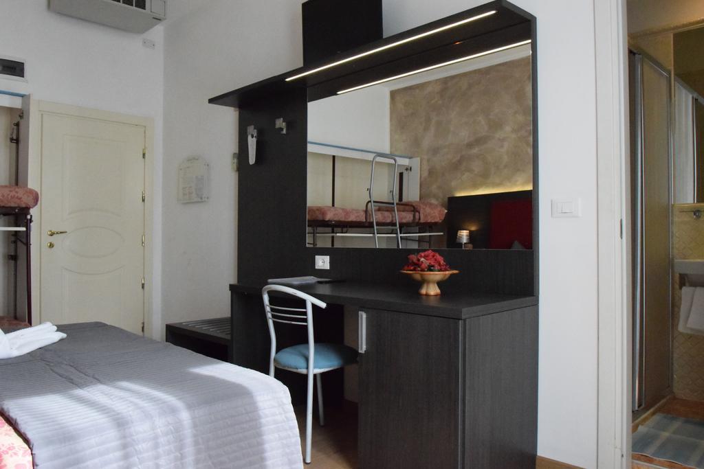 Hotel Verdi Lido di Jesolo Habitación foto